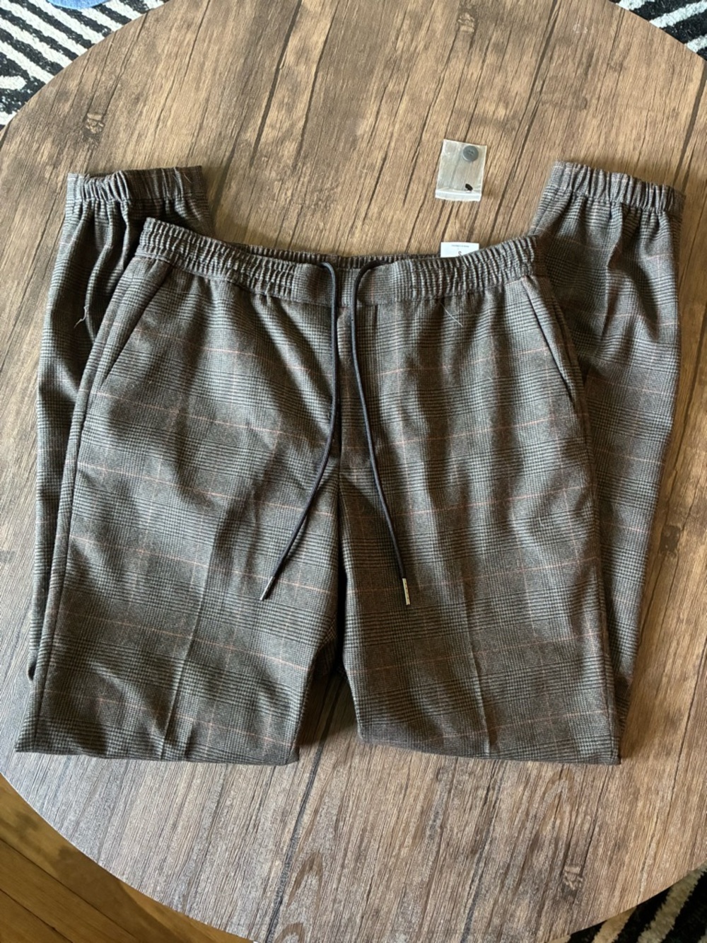 Express Straight Leg Plaid Pants in Brown and Black - Picture 4 of 7